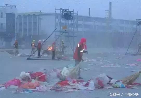 元宵节怎么放孔明灯,元宵节不让放鞭炮的通知