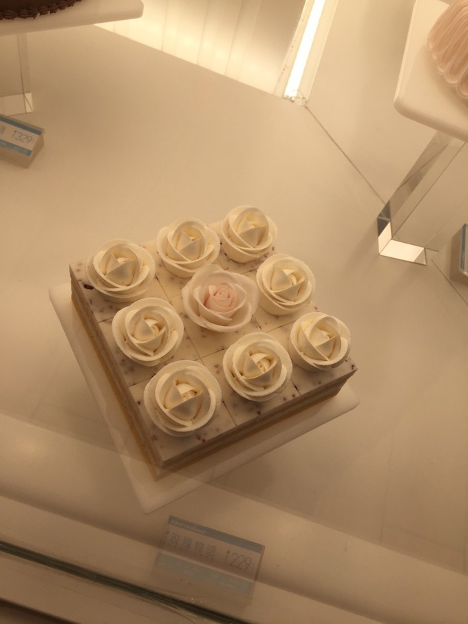 冬天去哪里旅游暖和特色美食,冬季游玩攻略美食推荐