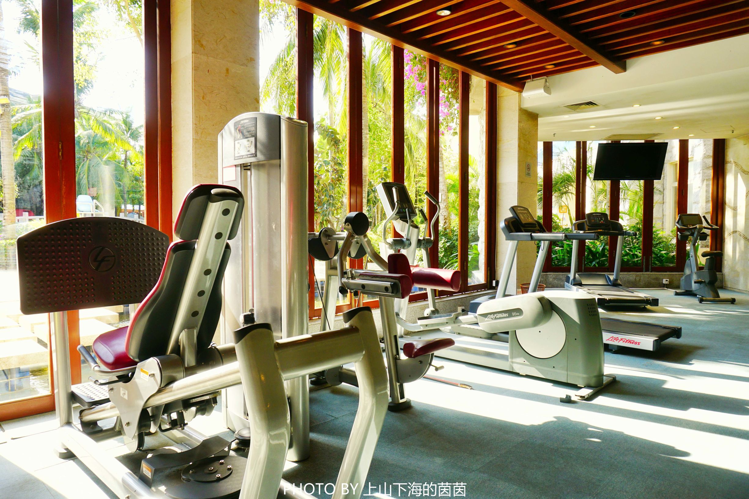 三亚亚龙湾华宇酒店房型,三亚亚龙湾华宇度假酒店至尊房