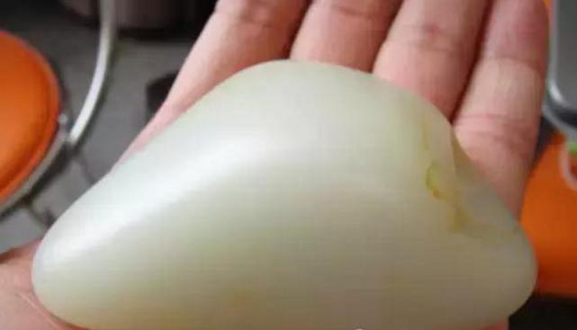 祁连山玉石原石怎样鉴别,玉石原石欣赏