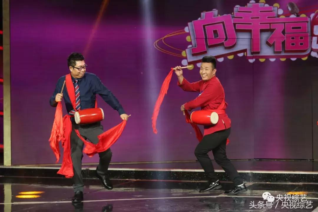 袖珍夫妇生了健康孩子,袖珍夫妻儿女双全