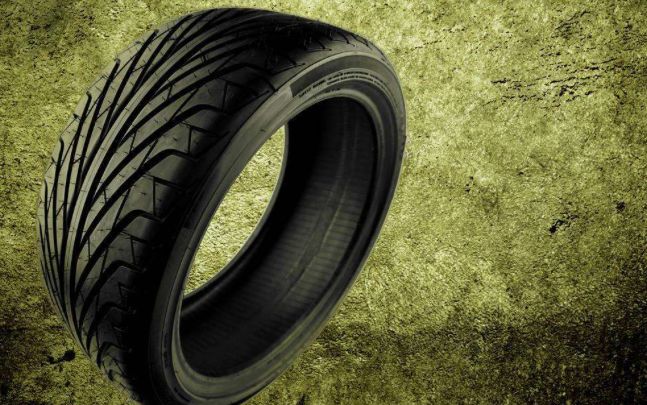 爱车被鞭炮炸伤了怎么办,车被鞭炮崩了可以保险吗