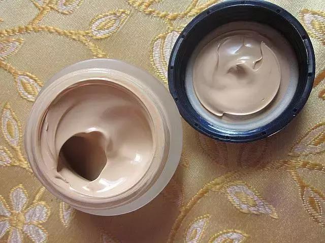 便宜到飞起的开架彩妆！谁跟我先批发一车回来？