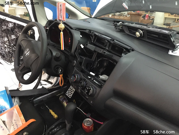 卡仕达车机对比评测,卡仕达顺系列对比普通安卓车机