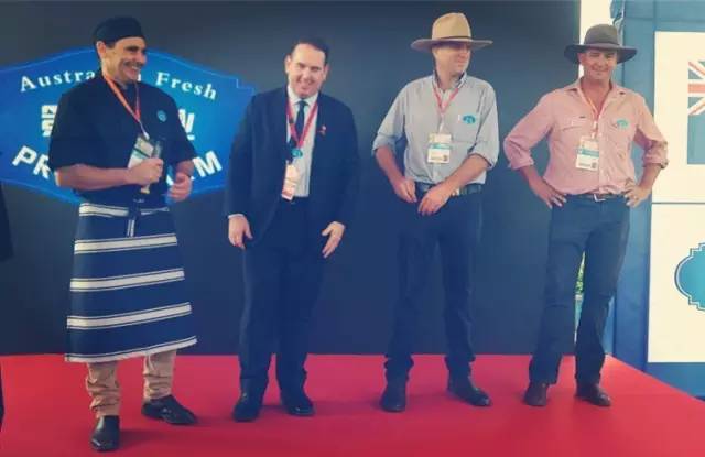 待小布说出真相，今天在进口商品展木有买买买的亲，要后悔到明年了！