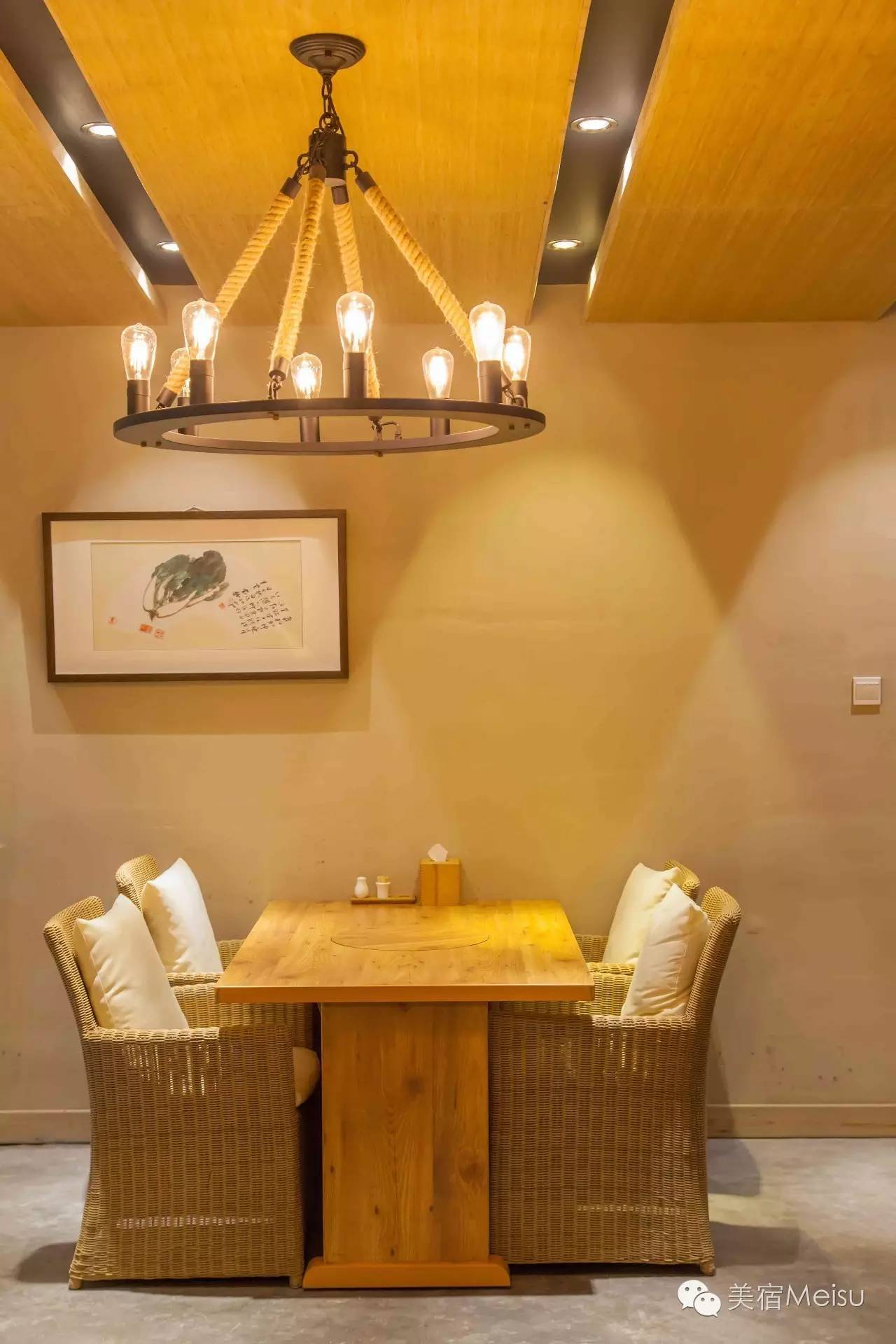 一家惊艳国牌度假界、一家美翻华北民宿圈，两种体验，看见最妩媚的青岛