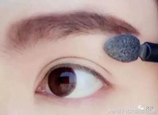 新手淡妆化妆教程防水持久眼线笔,内双单眼皮新手化妆入门教程淡妆