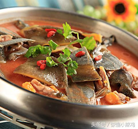 滋补佳品甲鱼炖鸡做法,甲鱼滋补佳品的做法