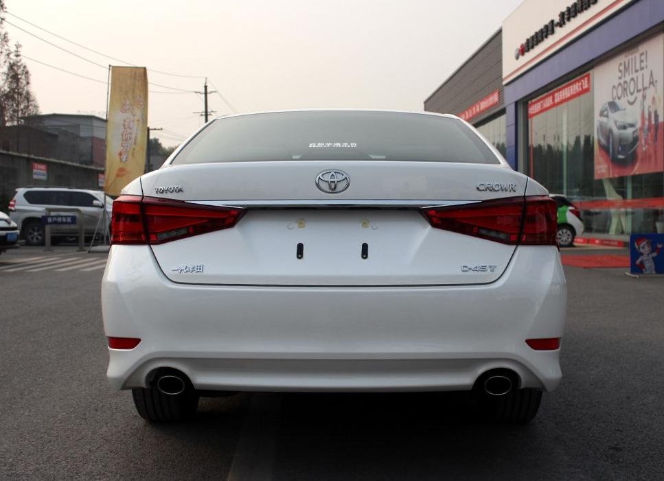 皇冠陆放2.0t车型上市时间,丰田皇冠2.0t车型零百测试