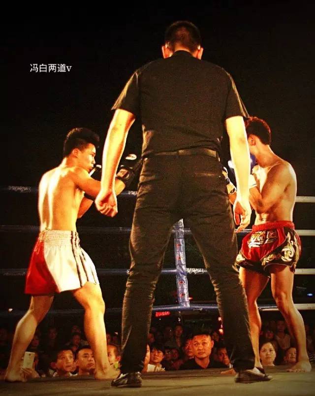 绂忓埄鍦ㄨ瘎璁哄尯鎬庝箞棰嗗彇,鐣欒█棰嗗彇闂ㄧエ鍏嶈垂鏀跨瓥