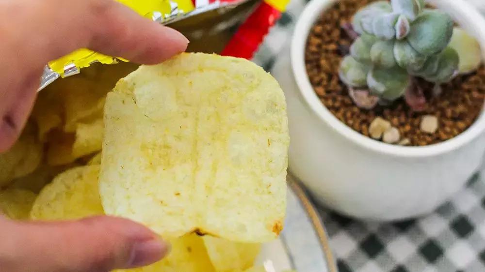 追剧最适合吃的5种零食,十大好吃又便宜的追剧零食