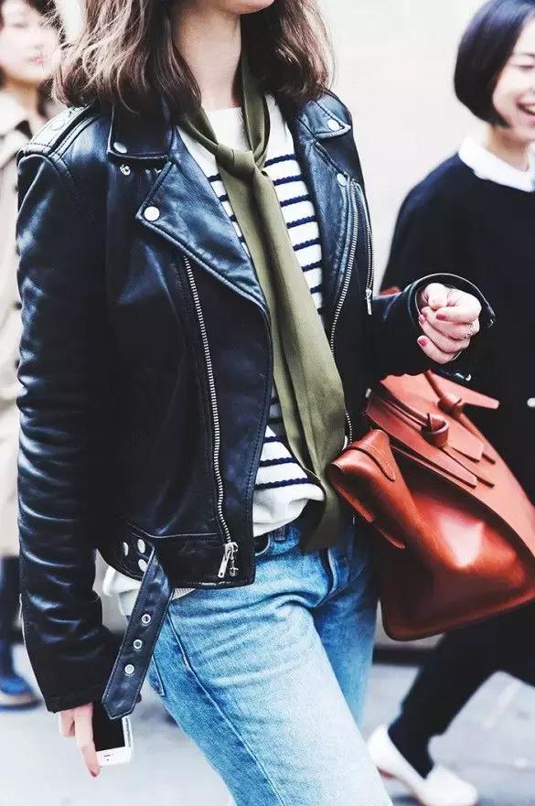 给女人一根领带,*绑捆**她的一世嚣张