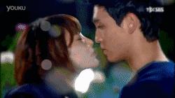 两人恋情实锤,被曝恋情后现身