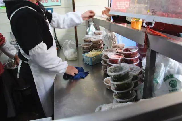 南京芳婆糕现状,南京芳婆糕团店现状