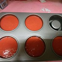 小白兔粉红色草莓蛋糕,粉红色草莓蛋糕