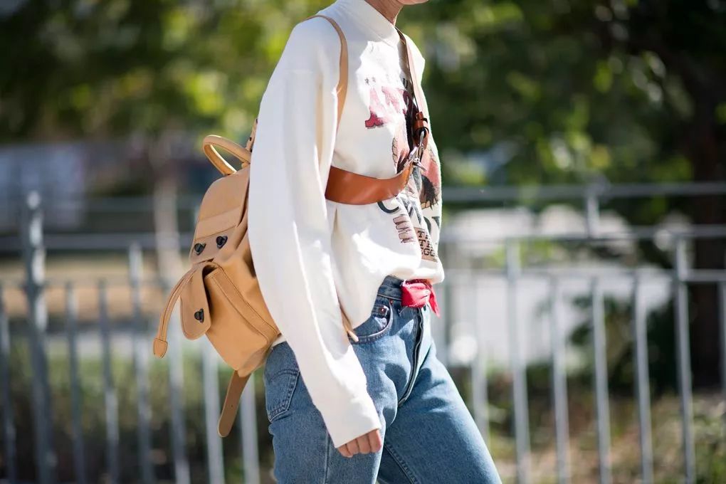 穿腻了的卫衣应该怎么改造,穿腻的连帽卫衣