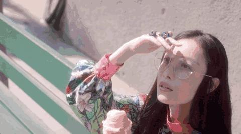 让明星戴墨镜,太阳镜绝对的时尚必备单品