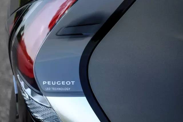 全新3008正式上市海外,新款3008优点和缺点