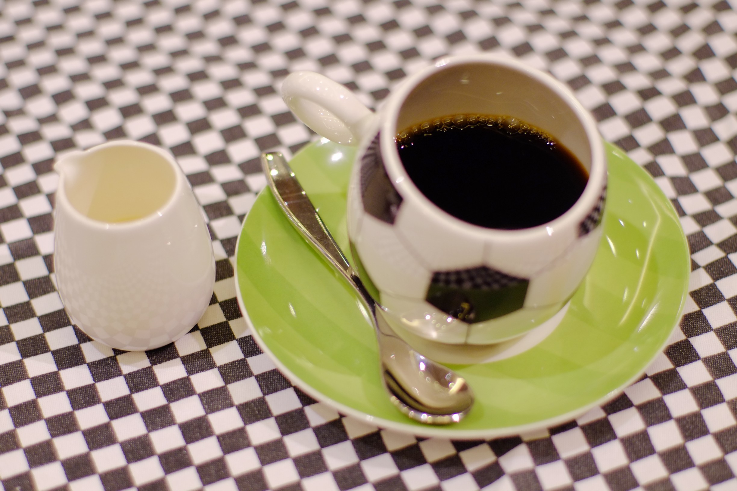 恒大足球餐厅,恒大金碧天下寻味清远餐厅