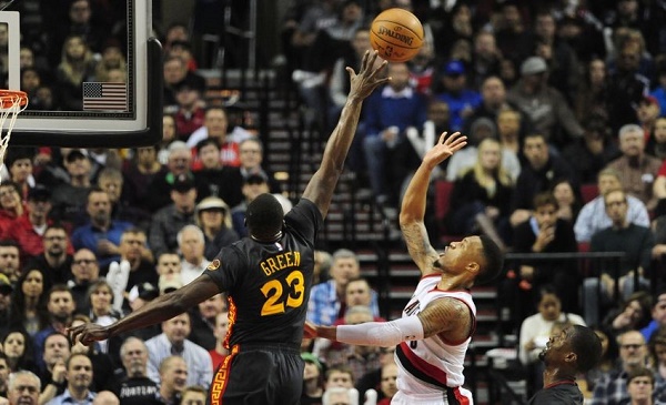 爱他的人爱到骨子里,爱他的人总是会觉得愧疚