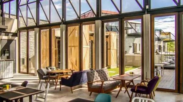 泰国桂河水上竹筏度假屋,泰国桂河水上屋度假村