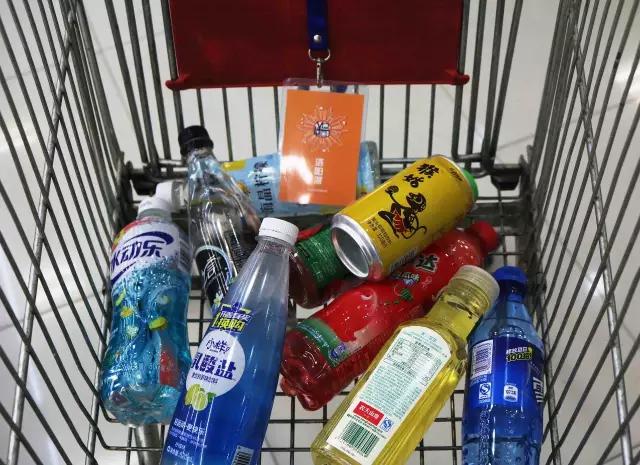 亲测洛阳最难喝的12瓶饮料！小编哭着写完这篇文章......