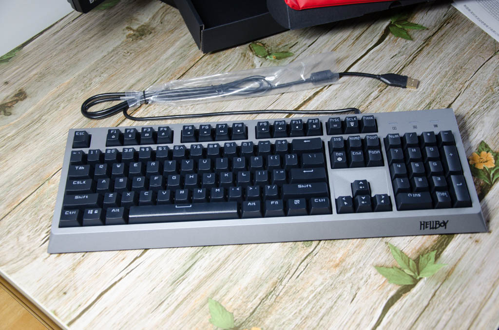 入门黑轴红轴机械键盘,机械键盘可能正在毁掉你的手腕