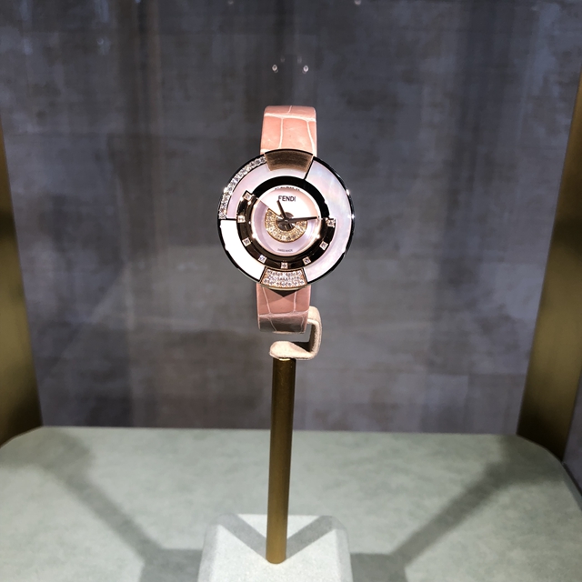 fendi腕表小怪兽价格,fendi女士腕表