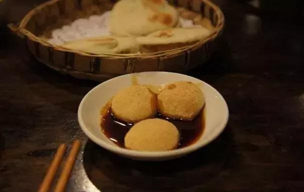 这道冷门的传统小吃馋人直流口水,各类让人垂涎的小吃舌尖上的中国