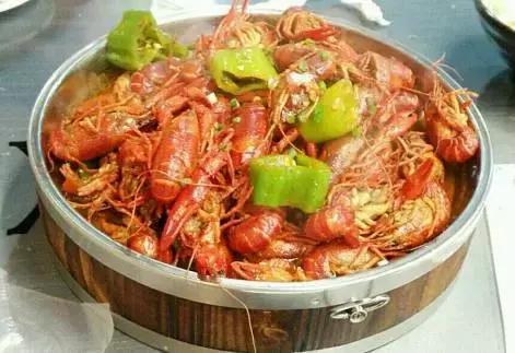 第一批吃小龙虾视频,第一个吃小龙虾的人