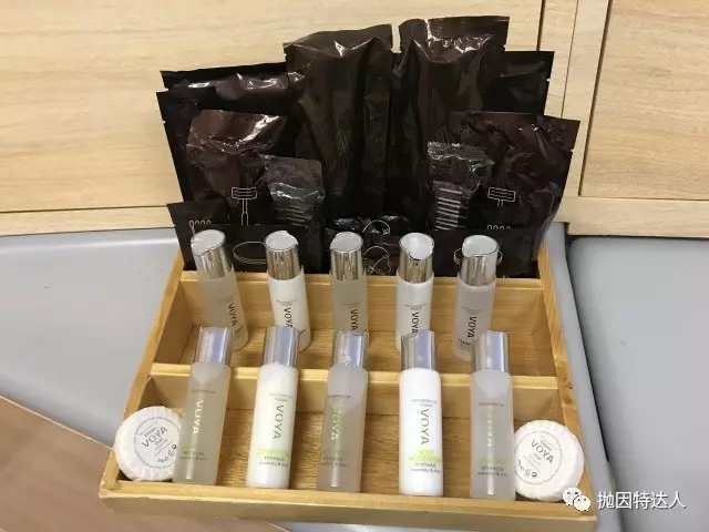 阿联酋航空777头等舱乘坐体验,带你们看一下阿联酋航空头等舱