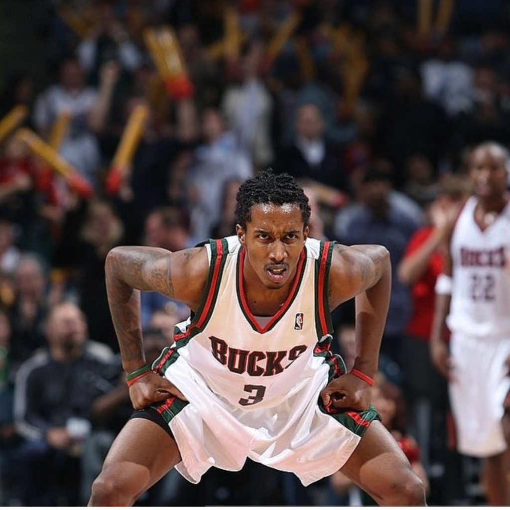 曾经全美第一高中生,艾弗森钦点接班人!如今只混到10天短合同