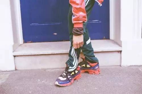 内含GD签名tee！|冠希没把kappa穿潮？因为你没看过龙哥怎么搭