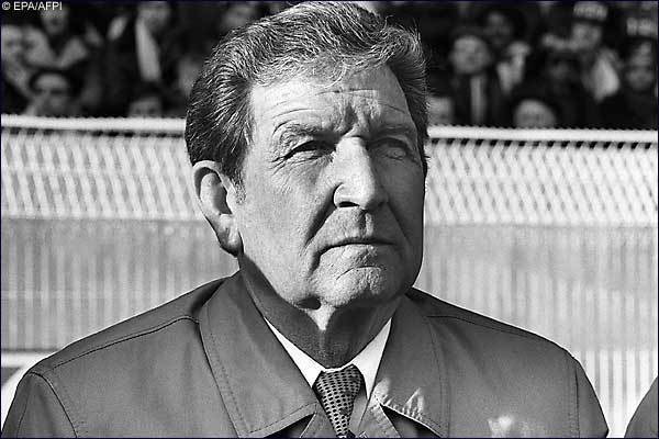 欧冠决赛，求求你马竞，代表全世界屌丝打破皇马的宿命吧！