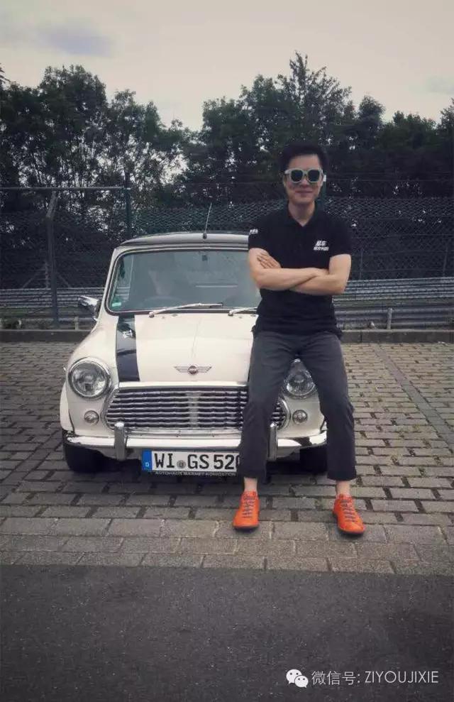 老顽童们一起开心快乐,老顽童们快乐生活