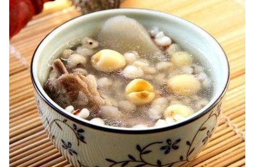 老年人失眠食疗吃什么最有效,老人失眠吃什么食物最有效