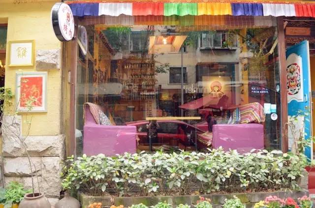 成都麓湖生态城美食街,成都有哪些大学城美食街