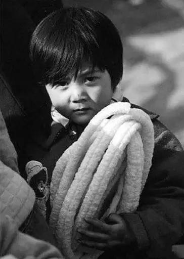 六一8090回忆童年的视频,六一回忆90后的童年