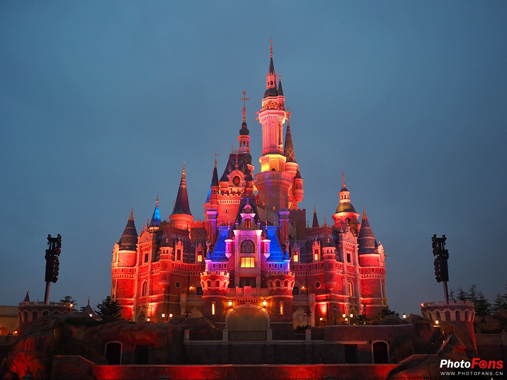 奥林巴斯超长焦镜头1000定焦,奥林巴斯17mmf1.2镜头评测