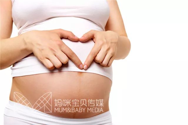 临产前，孕妈先见红和先破水，差别在哪