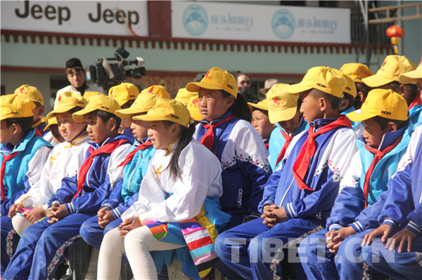*藏西**四季吉祥村:忆苦思甜为美好生活而奋斗