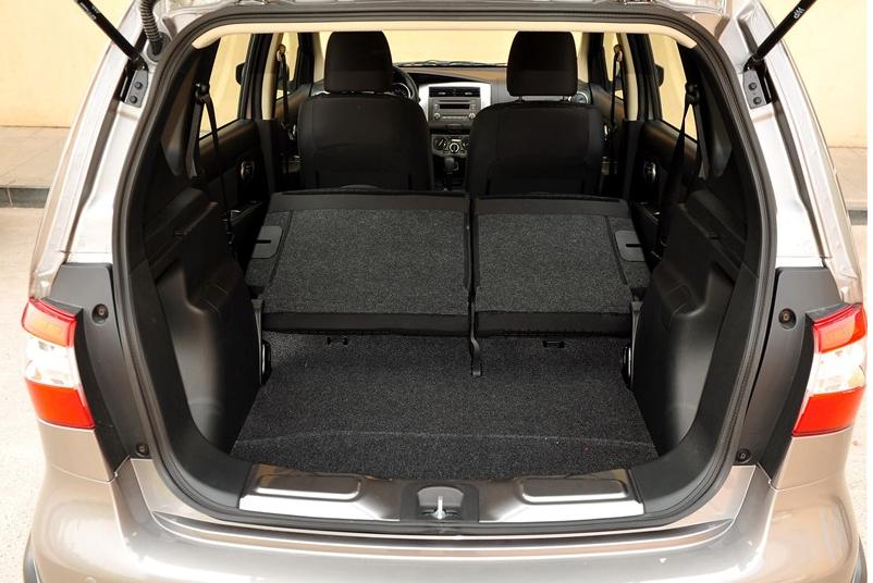 最新款日产骊威,7万就能落地的省油紧凑型家轿