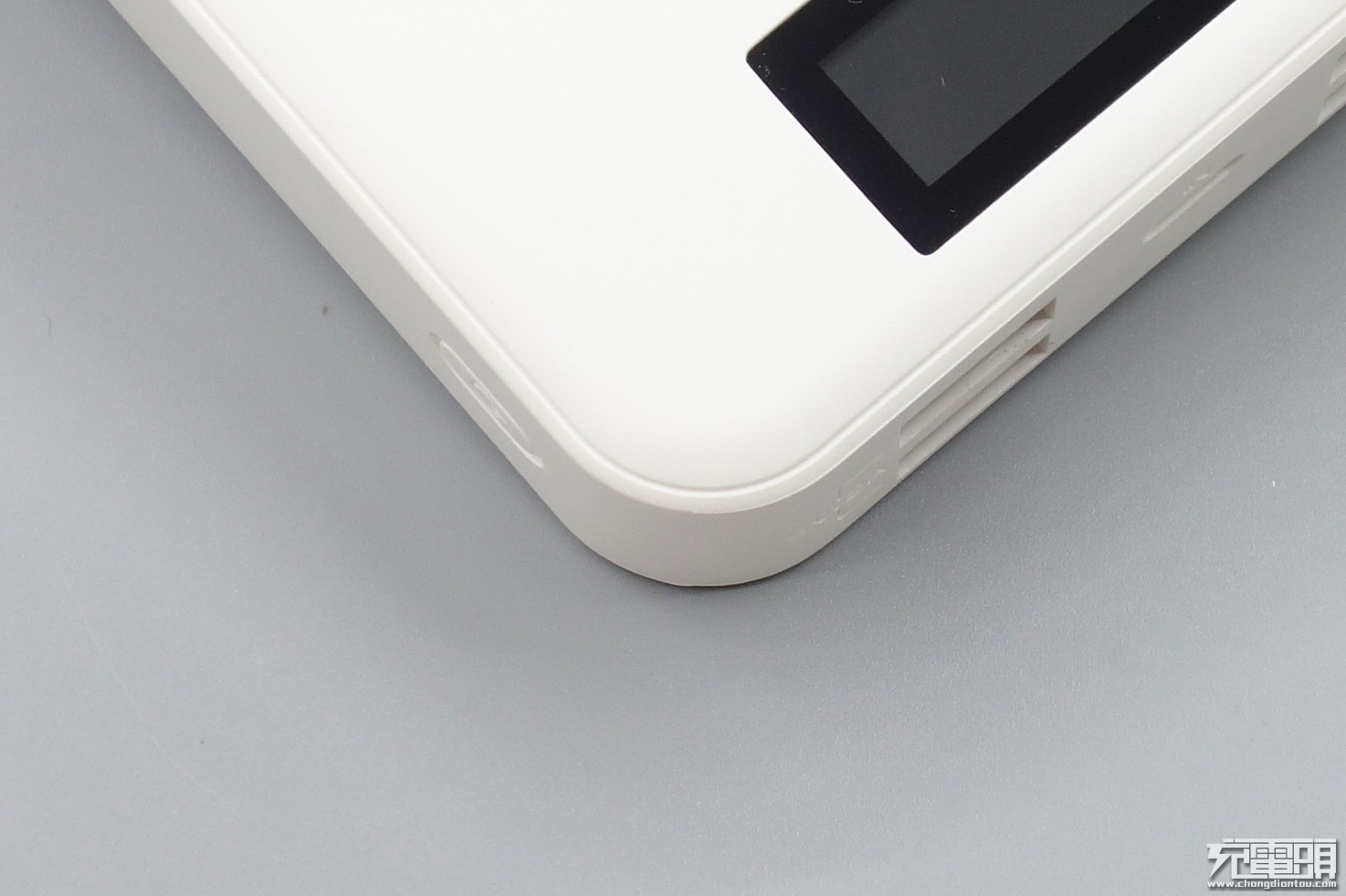 羽博充电宝s20,羽博移动电源20000毫安咋样拆开