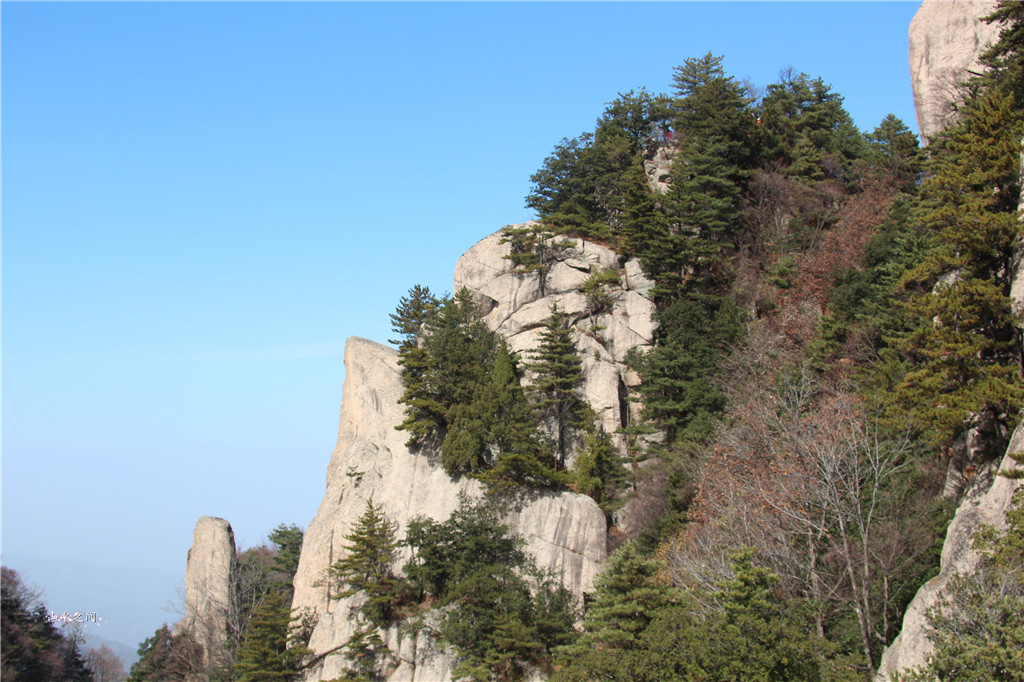 神鸡鸣瑞鸡峰插云——宝鸡鸡峰山景区