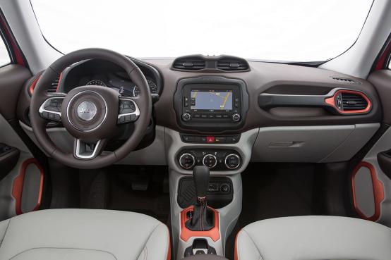 jeep自由侠智能手表,jeep自由侠四驱值得入手吗