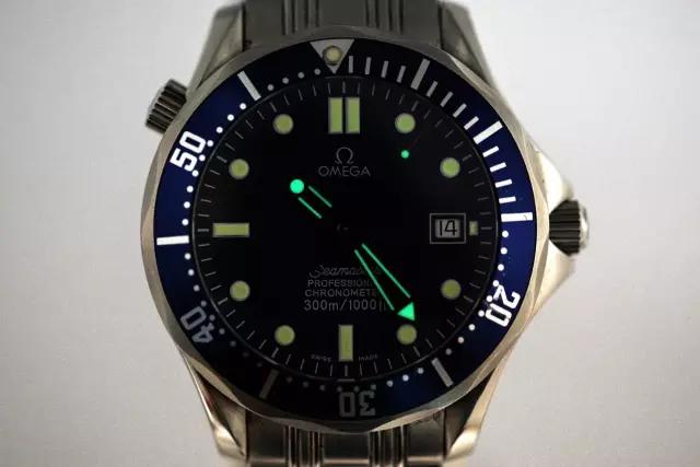 真假欧米茄海马,真假海马