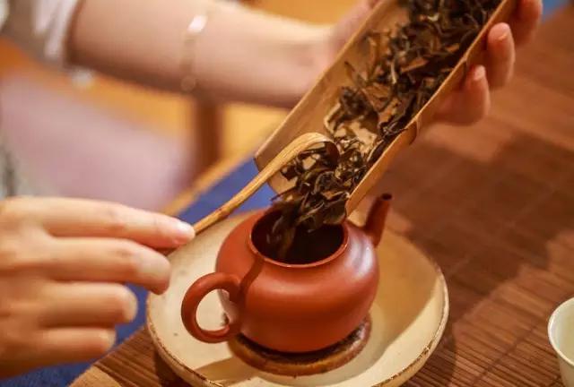 这些夏天的喝茶小常识你知道多少,炎热的夏天喝点清凉的茶