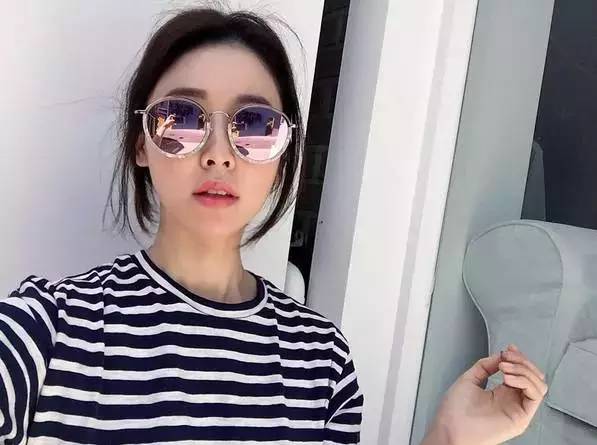 造吗？你和爱豆的距离，只差一副太阳镜~