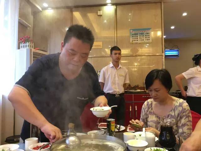 谢元亮的温州君豪酒楼