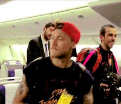 像内马尔一样的男生,内马尔撩妹用什么语言